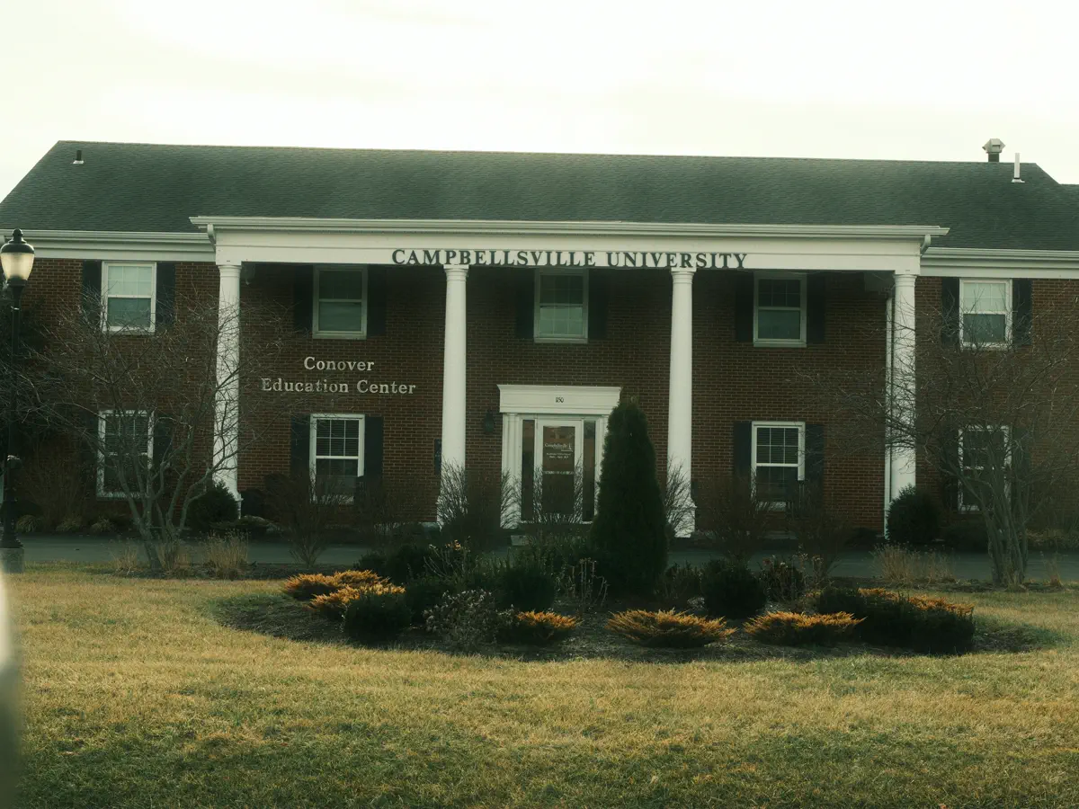 Harrodsburg, KY photograph